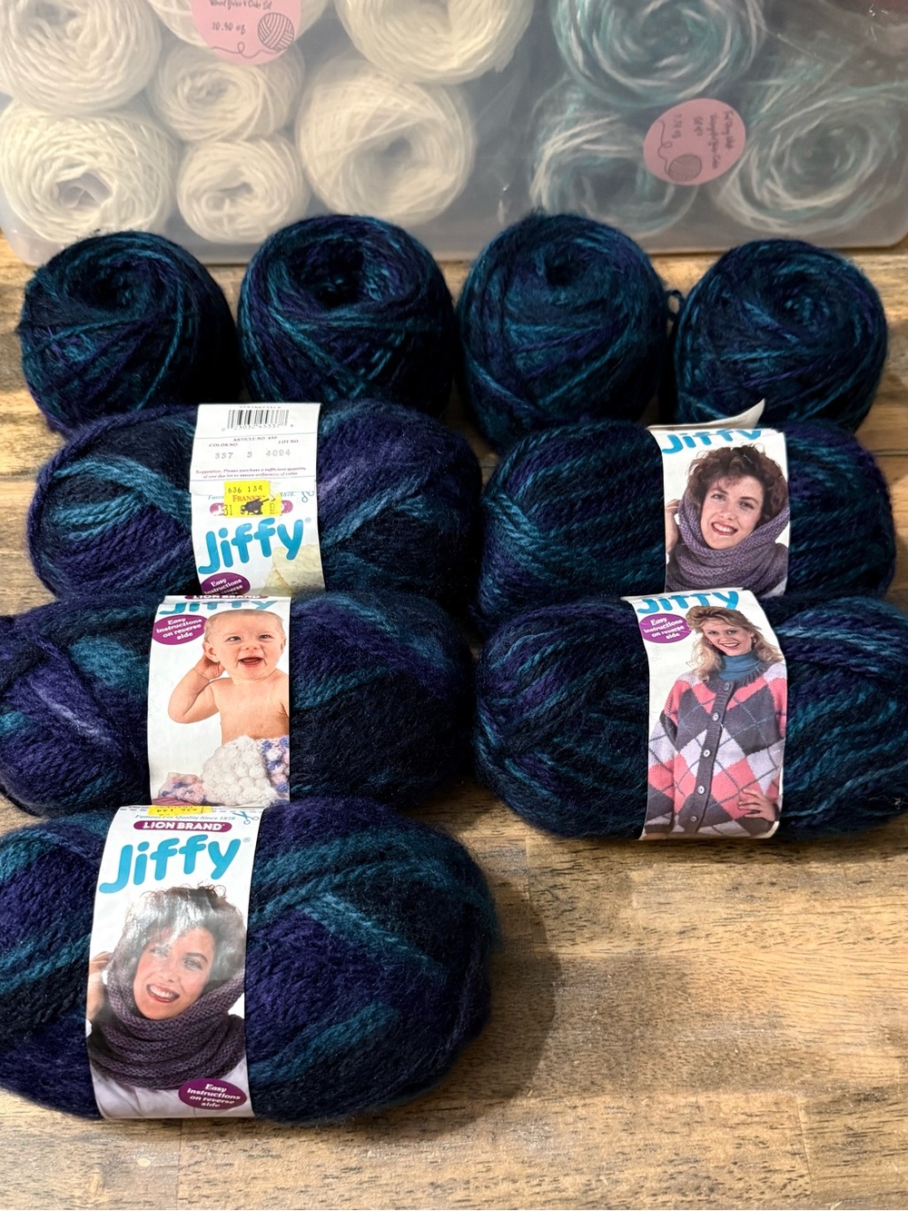 Lion Brand Jiffy Mohair Style Brushed Yarn Lot Colorway:Springfield (9 Skeins)